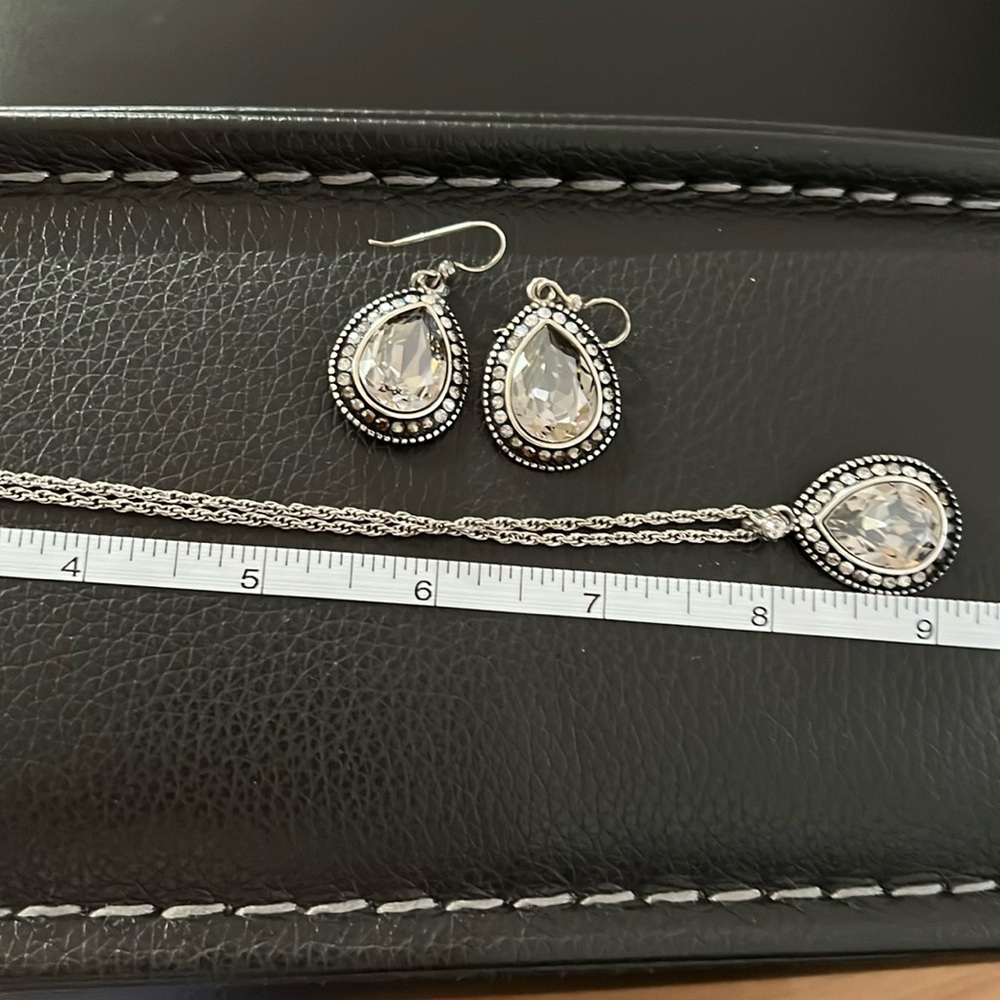 Brighton earrings necklace set.